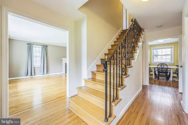 Haddon Township, NJ 08108,300 STRAWBRIDGE