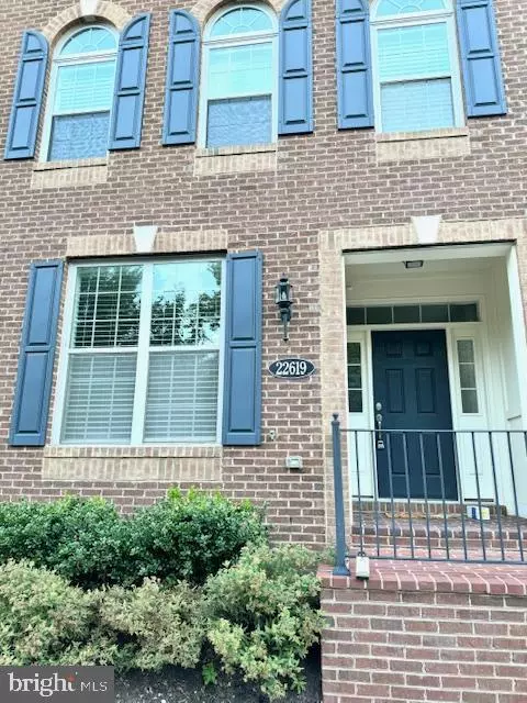 Ashburn, VA 20148,22619 NORWALK SQ