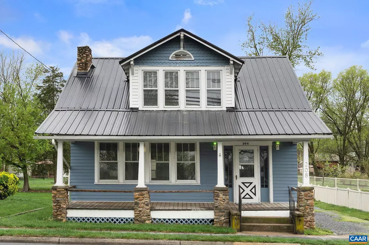 Broadway, VA 22815,208 E LEE ST
