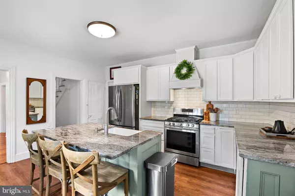 Falling Waters, WV 25419,2417 VINEYARD RD