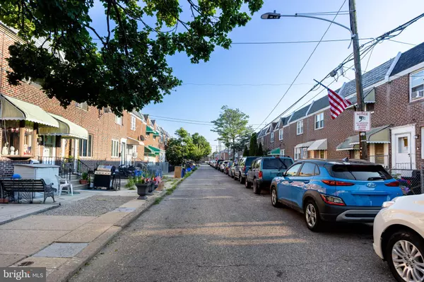 Philadelphia, PA 19145,1716 S NEWKIRK ST
