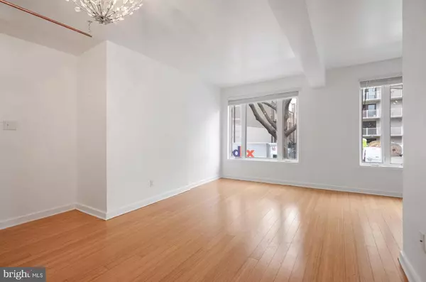 Washington, DC 20009,2639 15TH ST NW #101