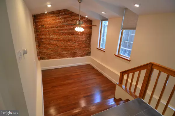 Philadelphia, PA 19102,326 S. 16TH STREET #1R
