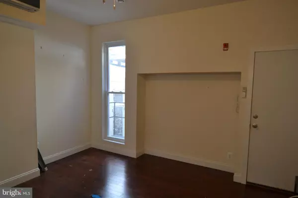 Philadelphia, PA 19103,1819 SPRUCE ST #3F