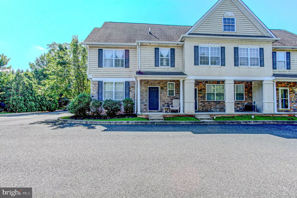 East Greenville, PA 18041,230 STATE ST #1