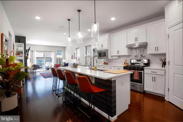 Haymarket, VA 20169,15855 LAVENDER WOODS LN