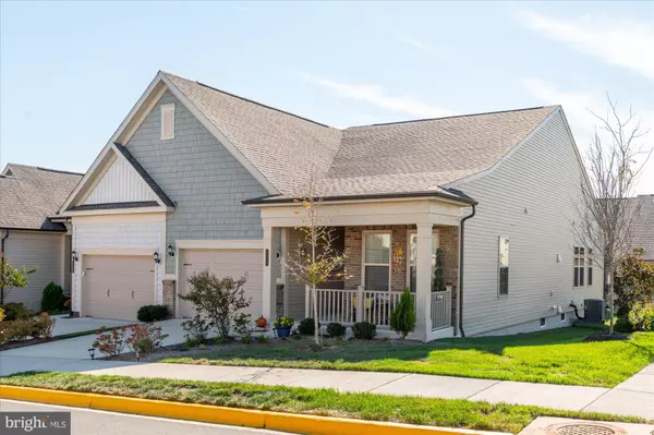 Haymarket, VA 20169,15855 LAVENDER WOODS LN