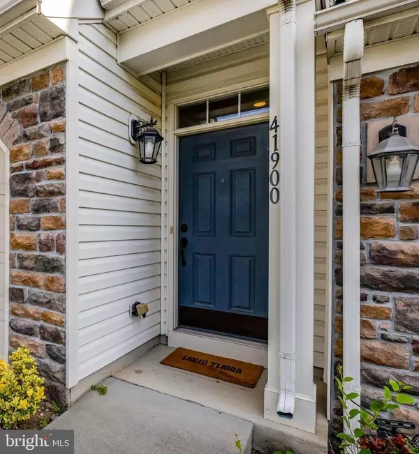 Aldie, VA 20105,41900 DIAMONDLEAF TER