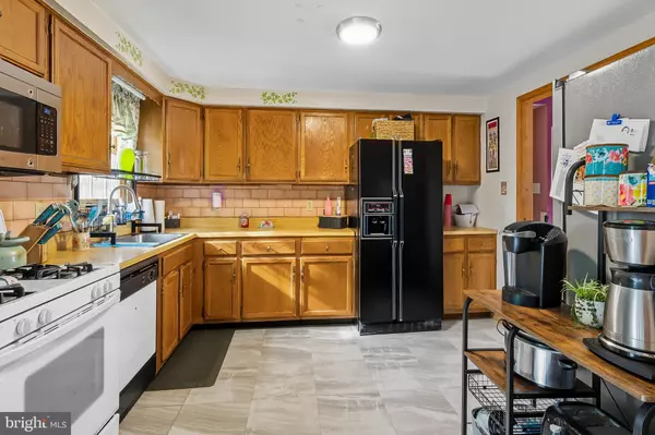 Sicklerville, NJ 08081,14 TIFFANY PL