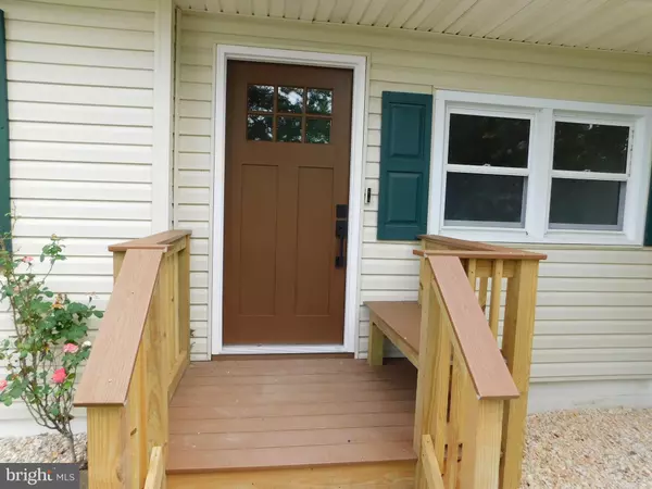 Hartly, DE 19953,233 HARTLY RD