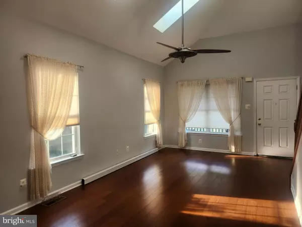 Bensalem, PA 19020,195 HARMONY CT