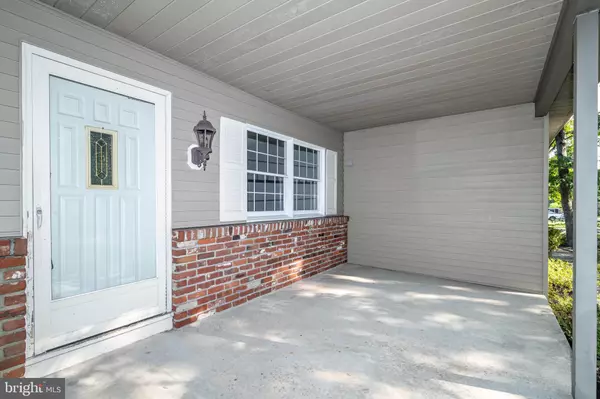 Shamong, NJ 08088,1 WOODGATE DR