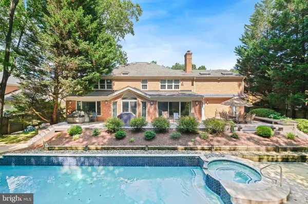 North Bethesda, MD 20852,11008 EARLSGATE LN