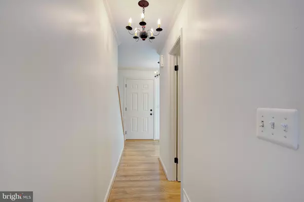 Arnold, MD 21012,340 CANDLE RIDGE DR