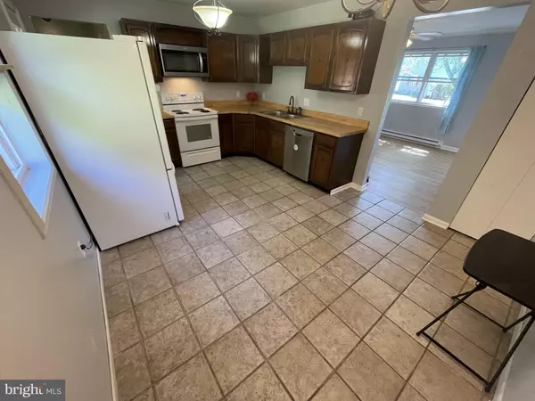 Columbia, PA 17512,1061 CLOVERTON DR