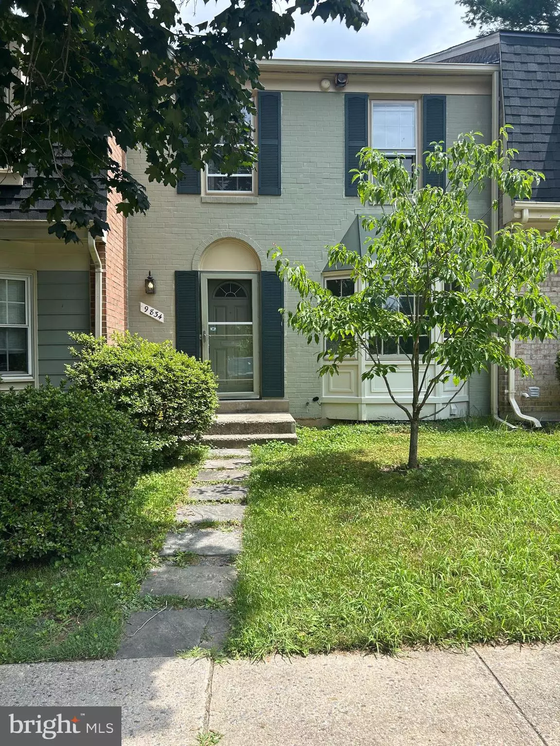 Gaithersburg, MD 20886,9834 MAPLE LEAF DR