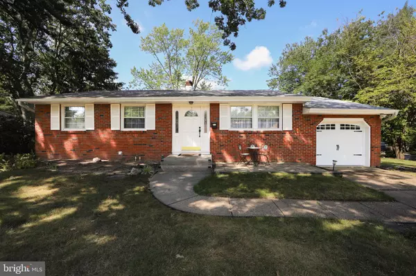 130 PARADISE DR, Voorhees, NJ 08043