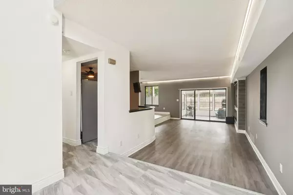 Sicklerville, NJ 08081,3 DEL SOL PL