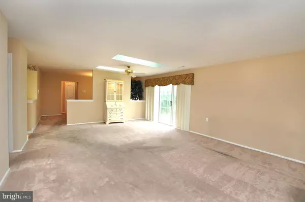 Mount Laurel, NJ 08054,6 PANORAMA CT