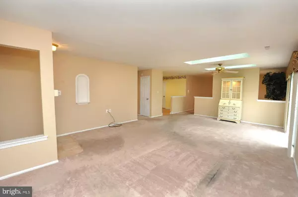 Mount Laurel, NJ 08054,6 PANORAMA CT