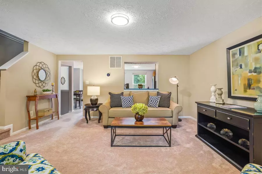 1705 SUNDANCE DR, Reston, VA 20194