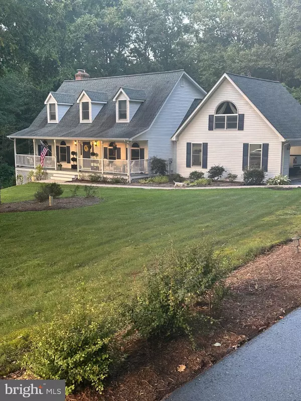 3897 HUNTING CREEK RD, Huntingtown, MD 20639