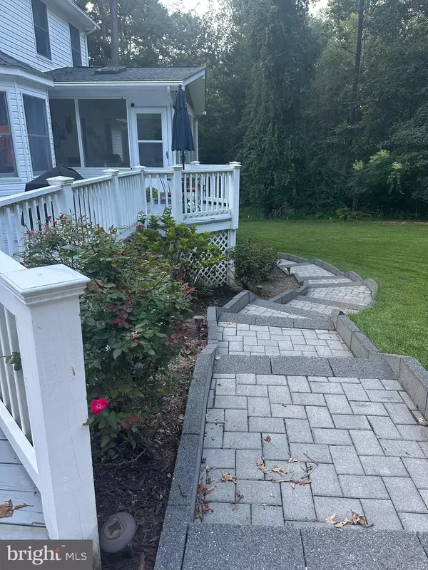 Huntingtown, MD 20639,3897 HUNTING CREEK RD