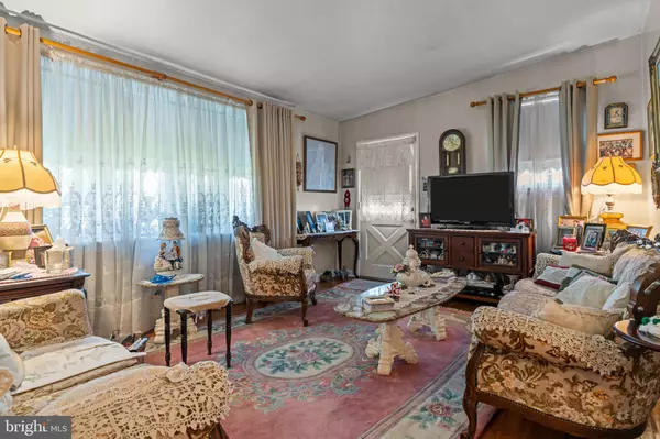 Philadelphia, PA 19111,1340 NAPFLE AVE