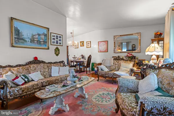 Philadelphia, PA 19111,1340 NAPFLE AVE