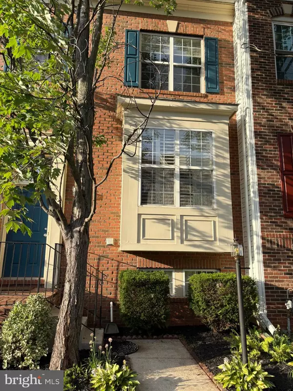 46239 MILTHORN TER, Sterling, VA 20165