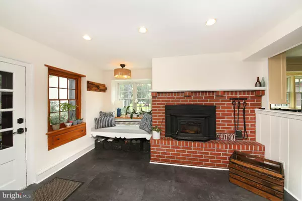 Doylestown, PA 18902,4964 POINT PLEASANT PIKE