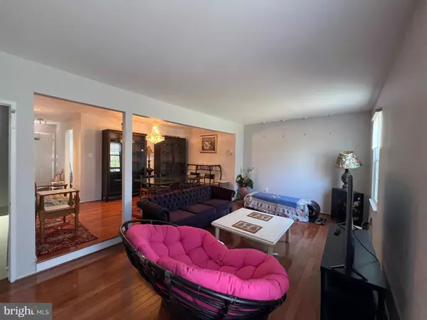 Derwood, MD 20855,15939 YUKON LN