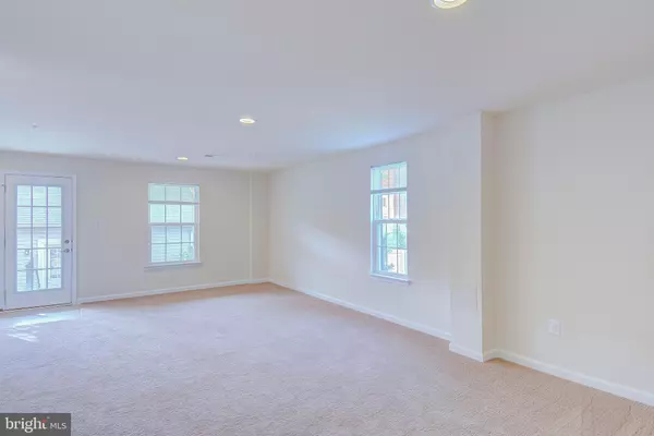 Waldorf, MD 20602,5405 SAINT RITA DR