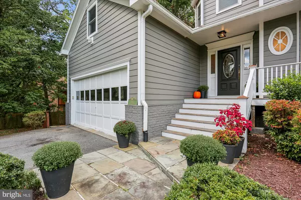 Bethesda, MD 20817,6411 WILSON LN