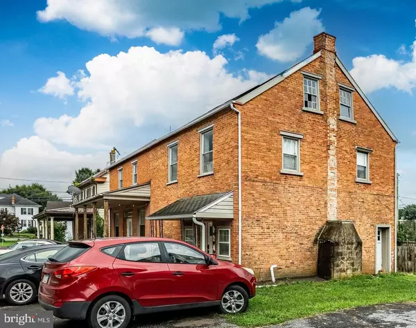 Pequea, PA 17565,698 MARTICVILLE RD