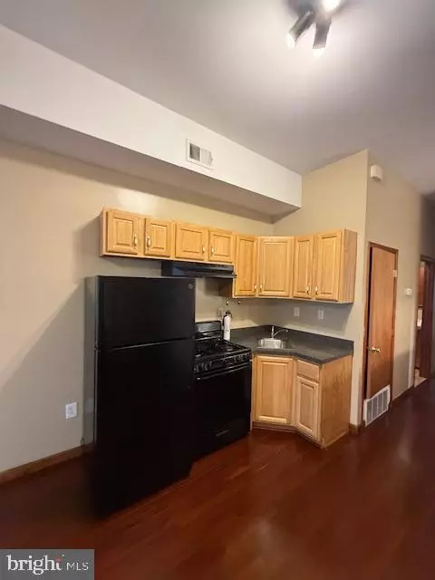 Philadelphia, PA 19146,1832 KATER ST #3