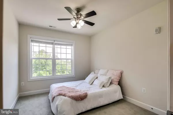 Ellicott City, MD 21042,10520 RESORT RD #207