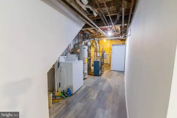 Parkville, MD 21234,8529 CHESTNUT OAK RD #BASEMENT UNIT