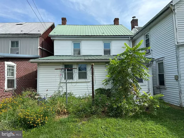 Greencastle, PA 17225,129 E FRANKLIN STREET