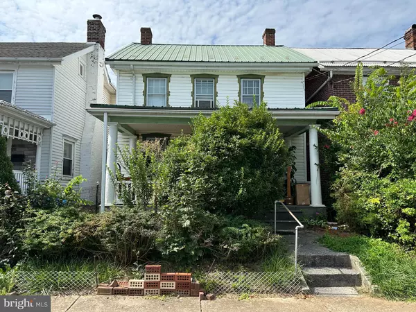 129 E FRANKLIN STREET,  Greencastle,  PA 17225
