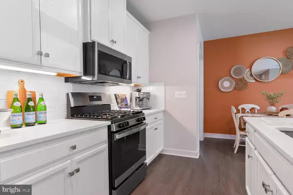 Ellicott City, MD 21042,10401 RESORT RD #E