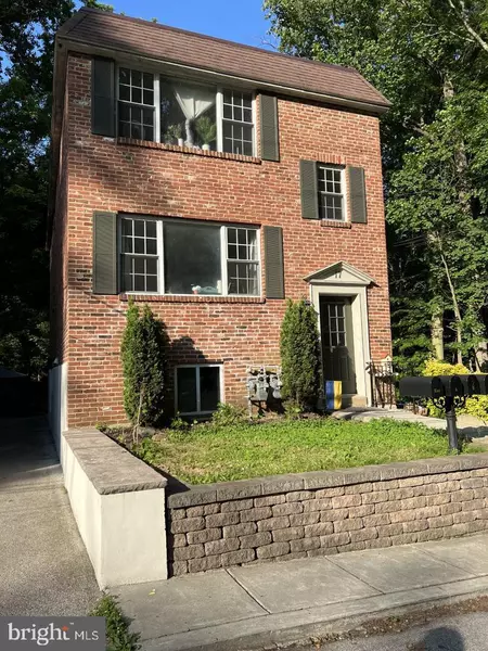17 E LINCOLN ST, Media, PA 19063