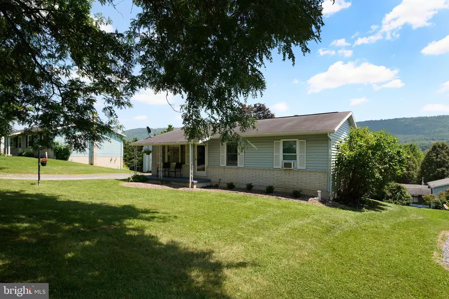 117 MELANIE LN, Pleasant Gap, PA 16823