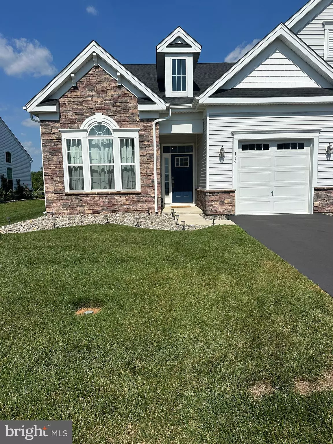 Mount Holly, NJ 08060,126 BRIDGE BLVD