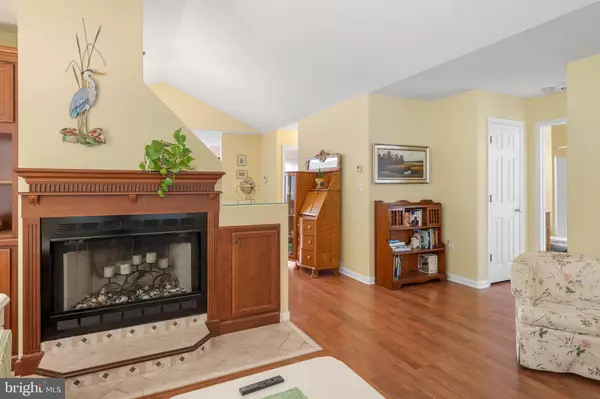 Ocean View, DE 19970,2 CROMWELL DR