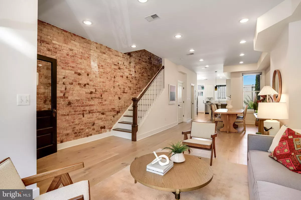 Washington, DC 20002,1304 E ST NE