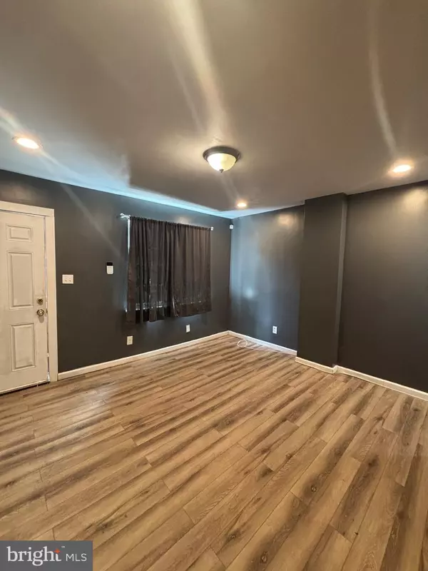 Philadelphia, PA 19144,73 E COSGROVE ST