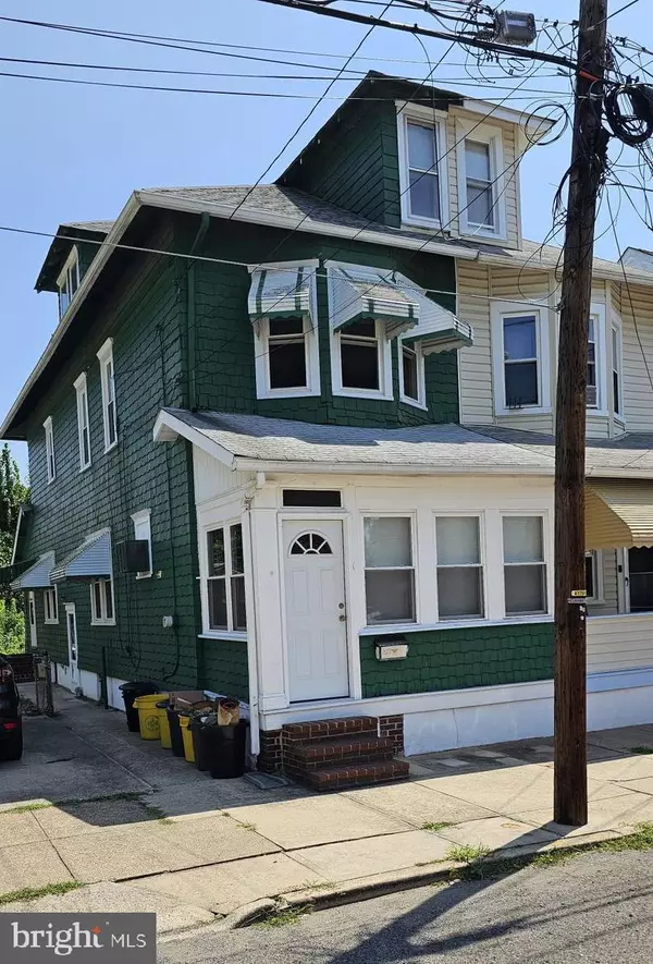 322 COLUMBUS AVE, Trenton, NJ 08629