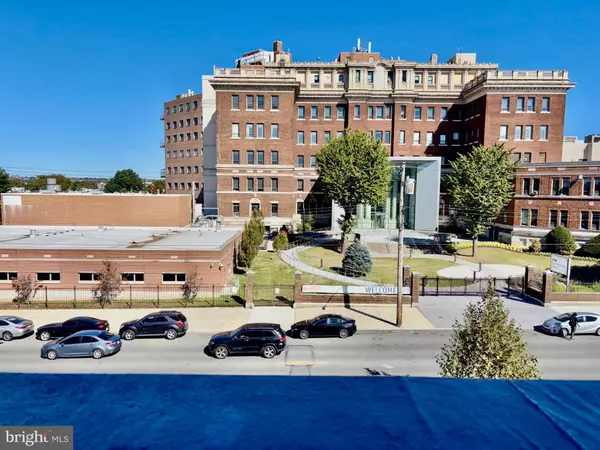 Philadelphia, PA 19143,5334-36 CEDAR AVE #7G