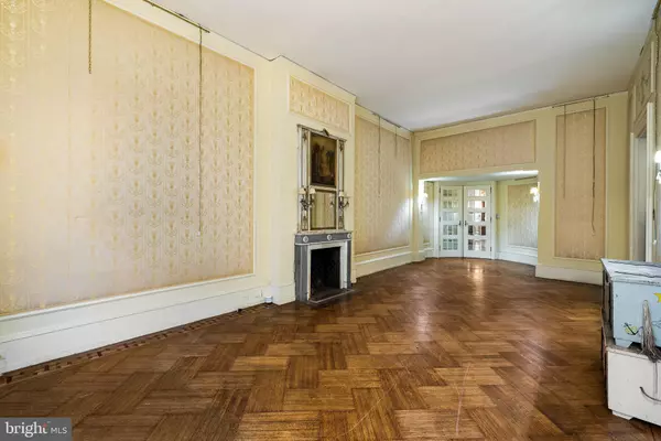 Philadelphia, PA 19103,1823 DELANCEY PL